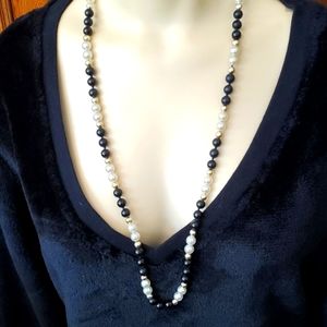 Black/white/gold bead pearl necklace vintage Beautiful boho